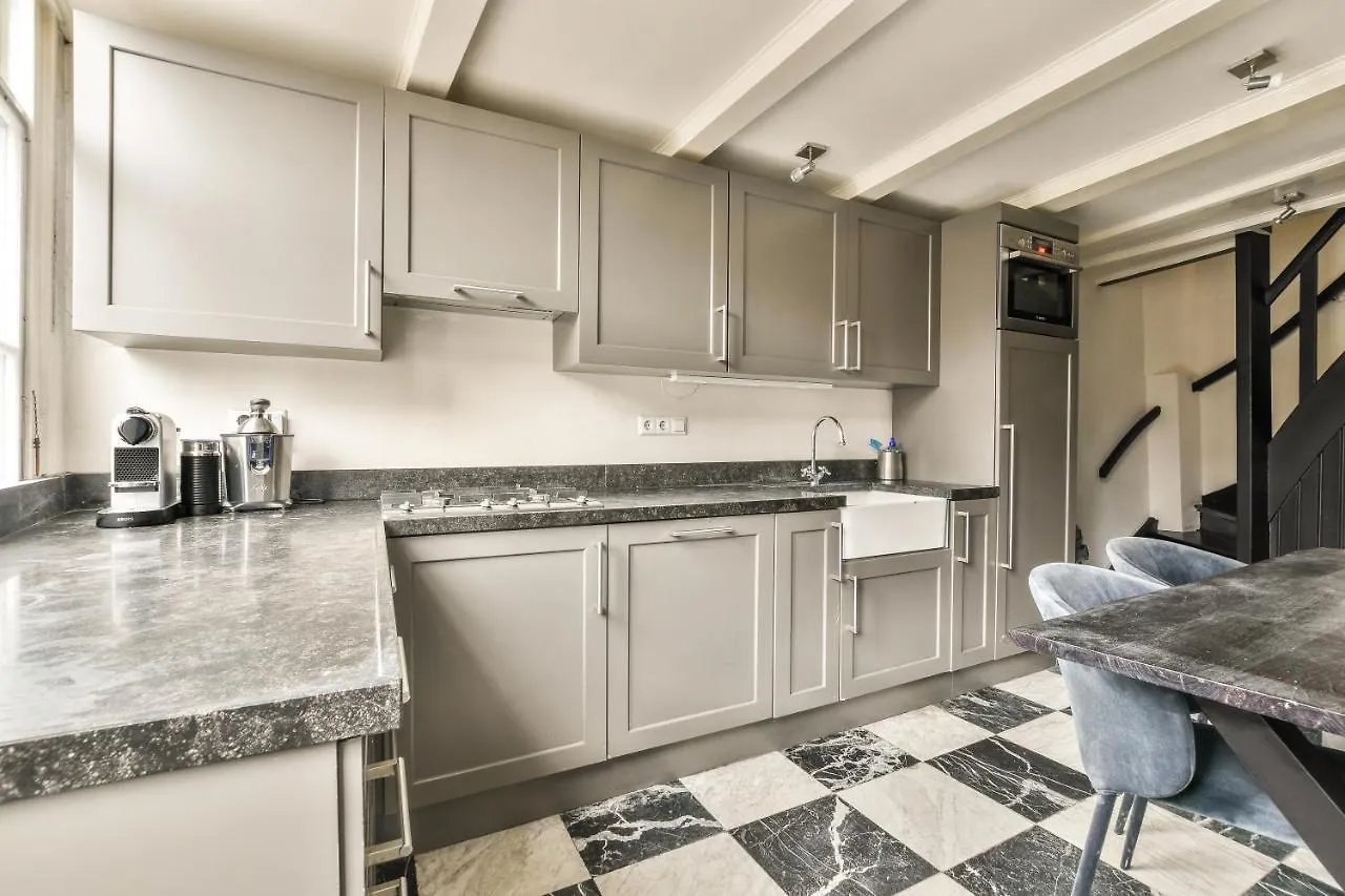 Bed & Breakfast Spiegelgracht Apartments With Canal View Amsterdam