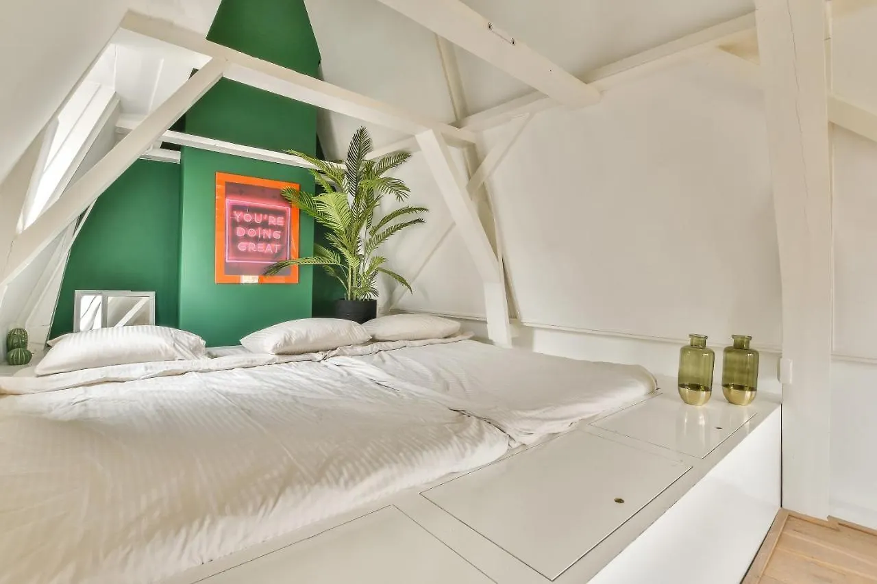 Spiegelgracht Apartments With Canal View Amsterdam Bed & Breakfast